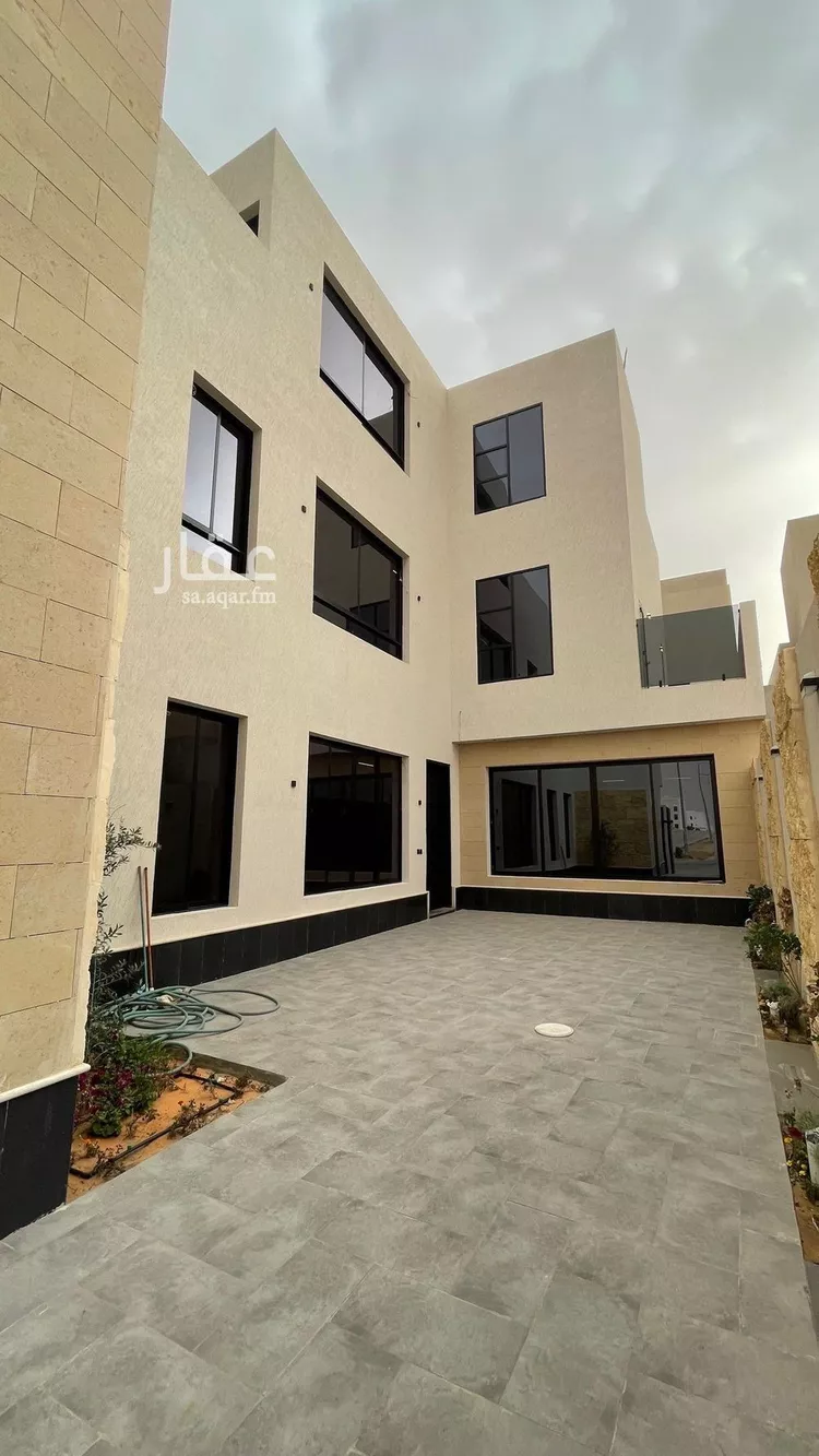 Villa for Sale in Riyadh Al Mahdiyah صورة 5