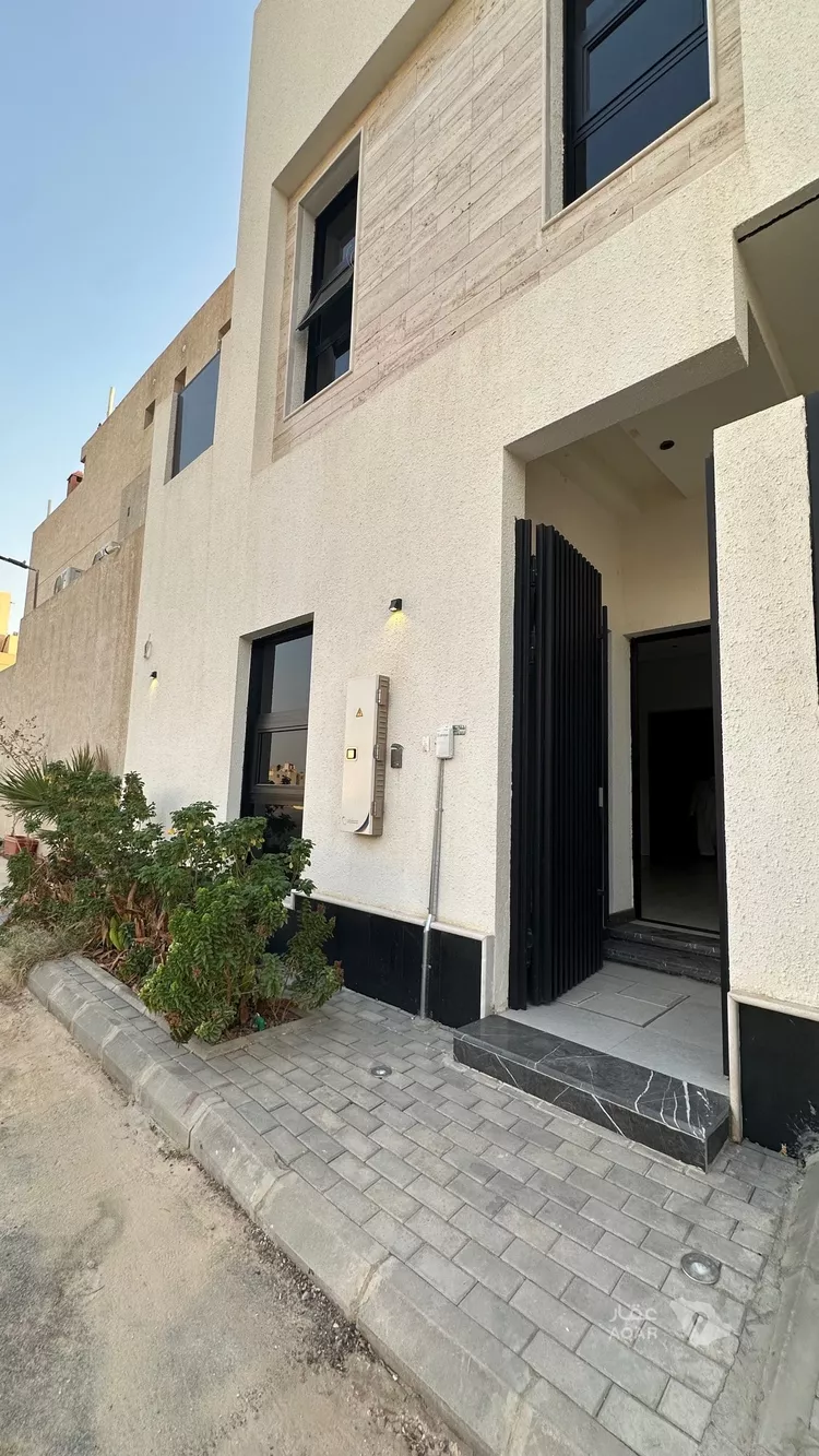 فيلا للبيع في شارع عبدالملك الهاشمي, حي المهدية, مدينة الرياض, منطقة الرياض 2