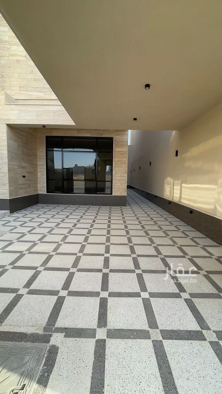 فيلا للبيع في شارع سبط العلاء, حي المهدية, مدينة الرياض, منطقة الرياض صورة 2