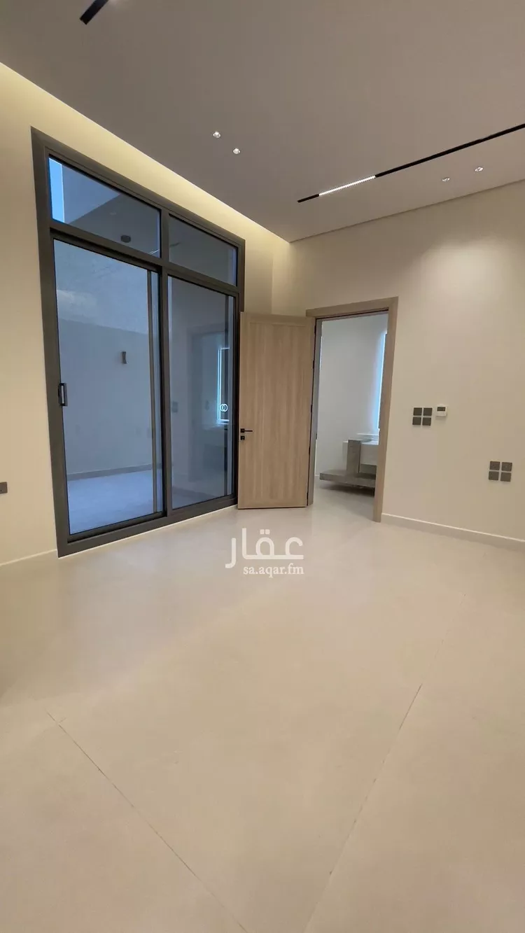 فيلا للبيع في شارع الفروسية, حي المهدية, مدينة الرياض, منطقة الرياض صورة 2