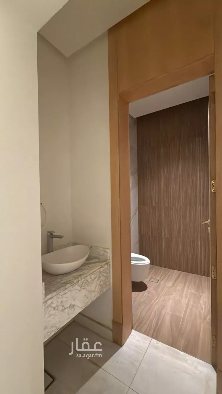 فيلا للبيع في شارع إبراهيم بن عمر الدميري, حي المهدية, مدينة الرياض, منطقة الرياض صورة 2