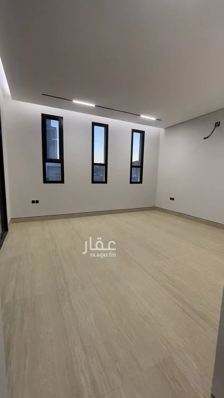 فيلا للبيع في شارع السيل, حي المهدية, مدينة الرياض, منطقة الرياض صورة 3