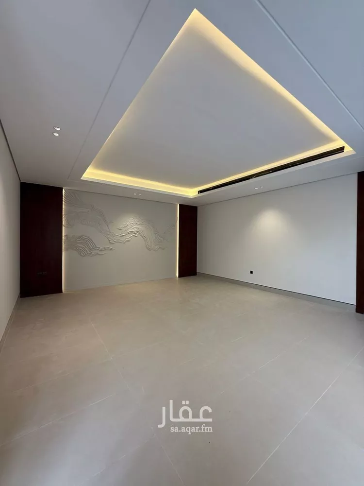 فيلا للبيع في شارع قطب الدين بن السلطان, حي المهدية, مدينة الرياض, منطقة الرياض صورة 4