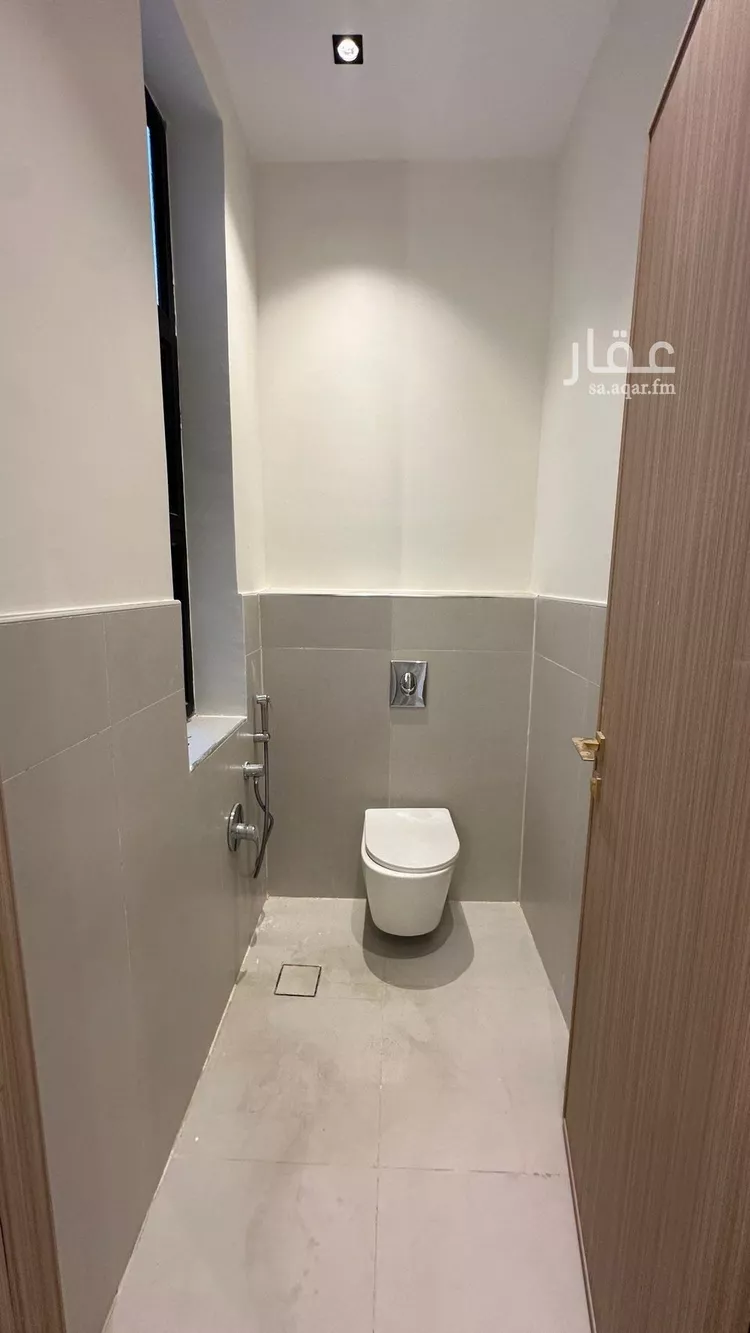 فيلا للبيع في شارع حامد أزهر, حي المهدية, مدينة الرياض, منطقة الرياض صورة 5