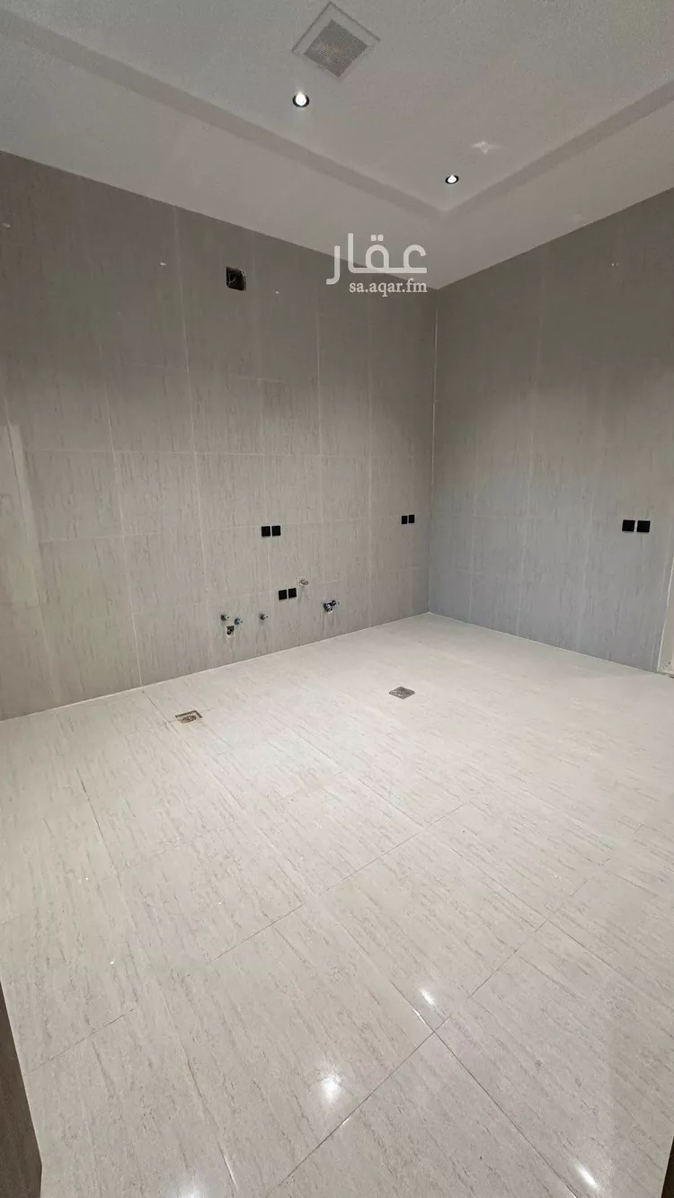 Villa for Sale in Riyadh Al Mahdiyah صورة 2