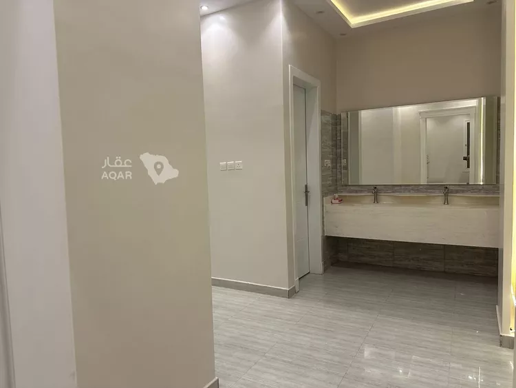 فيلا للبيع في شارع السيل, حي المهدية, مدينة الرياض, منطقة الرياض 5