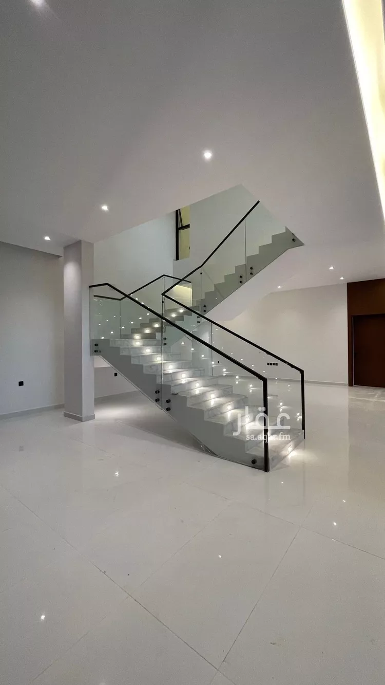 فيلا للبيع في شارع ابن صدقة الغرافي, حي المهدية, مدينة الرياض, منطقة الرياض صورة 4