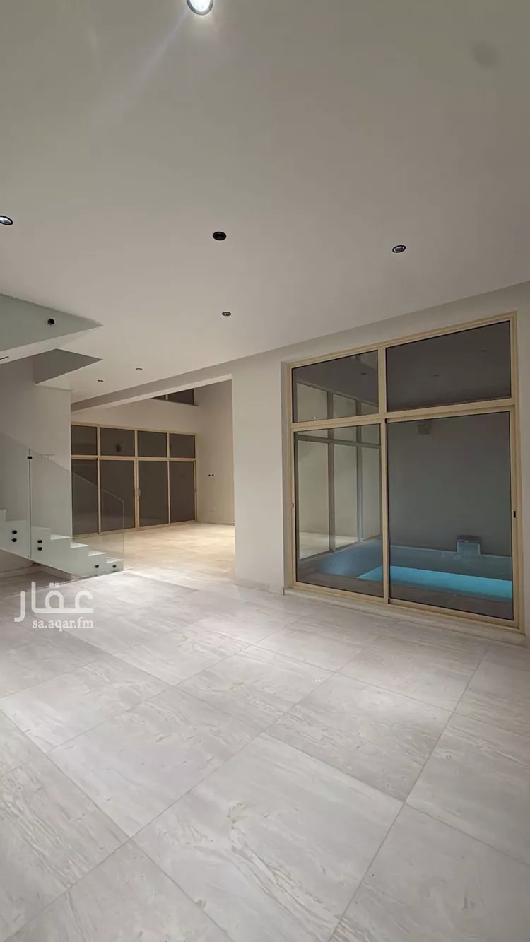 فيلا للبيع في شارع إبراهيم بن عمر الدميري, حي المهدية, مدينة الرياض, منطقة الرياض صورة 5