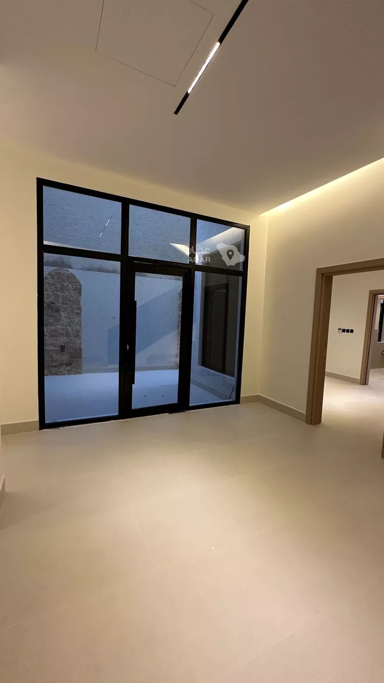 فيلا للبيع في شارع السيل, حي المهدية, مدينة الرياض, منطقة الرياض 10