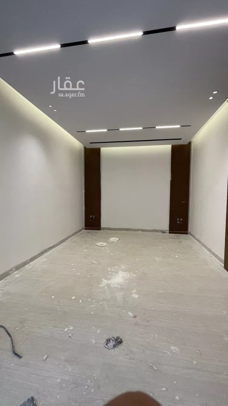 فيلا للبيع في شارع عبدالمنعم بن أبي المعمر, حي المهدية, مدينة الرياض, منطقة الرياض صورة 5