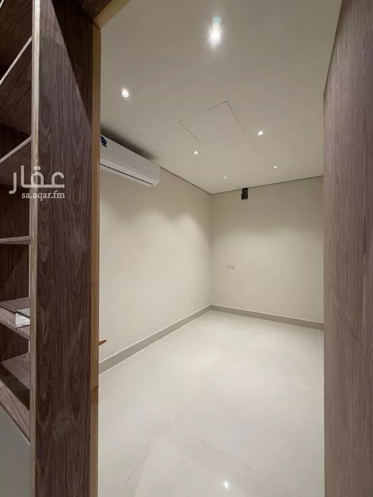 فيلا للبيع في شارع الدهناء, حي المهدية, مدينة الرياض, منطقة الرياض صورة 5