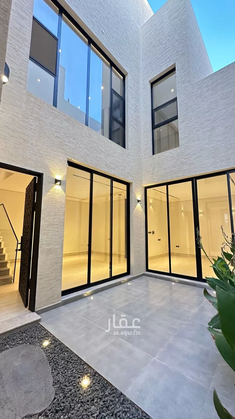 Villa for Sale in Riyadh Al Mahdiyah صورة 4