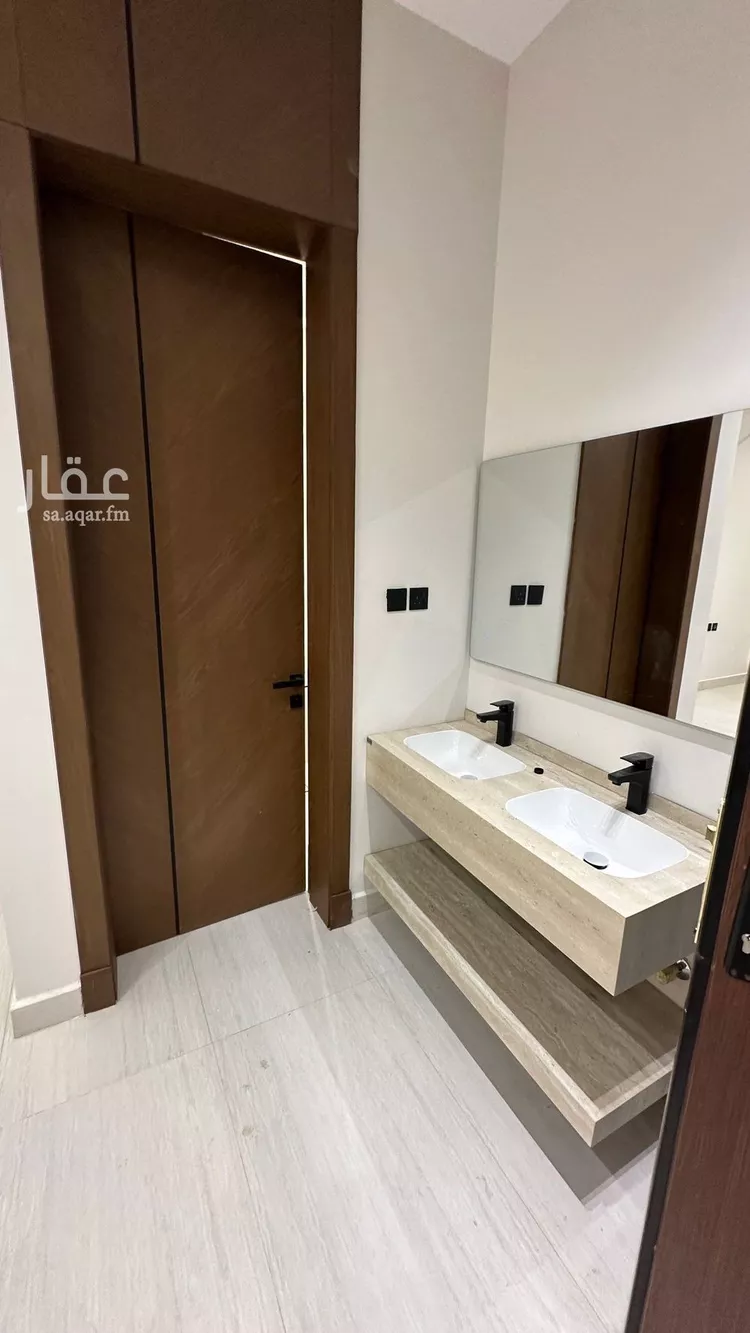 Villa for Sale in Riyadh Al Mahdiyah صورة 2