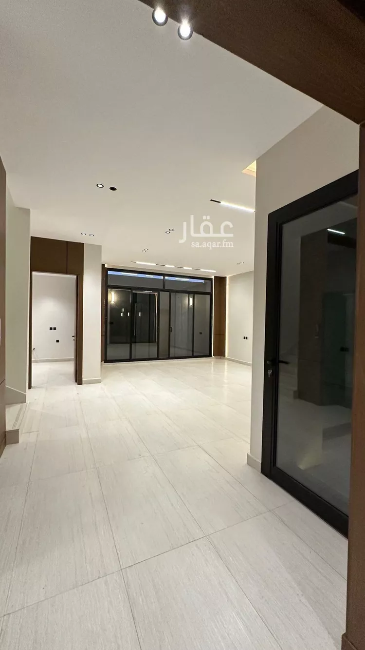 Villa for Sale in Riyadh Al Mahdiyah صورة 3