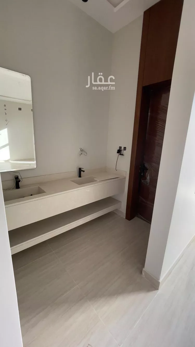 فيلا للبيع في شارع السيل, حي المهدية, مدينة الرياض, منطقة الرياض صورة 5