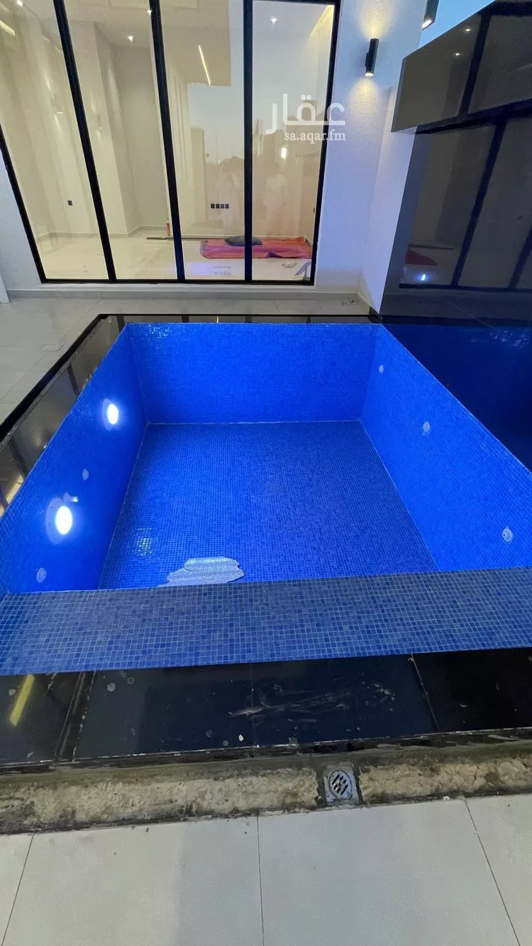 فيلا للبيع في شارع ابن صدقة الغرافي, حي المهدية, مدينة الرياض, منطقة الرياض صورة 5