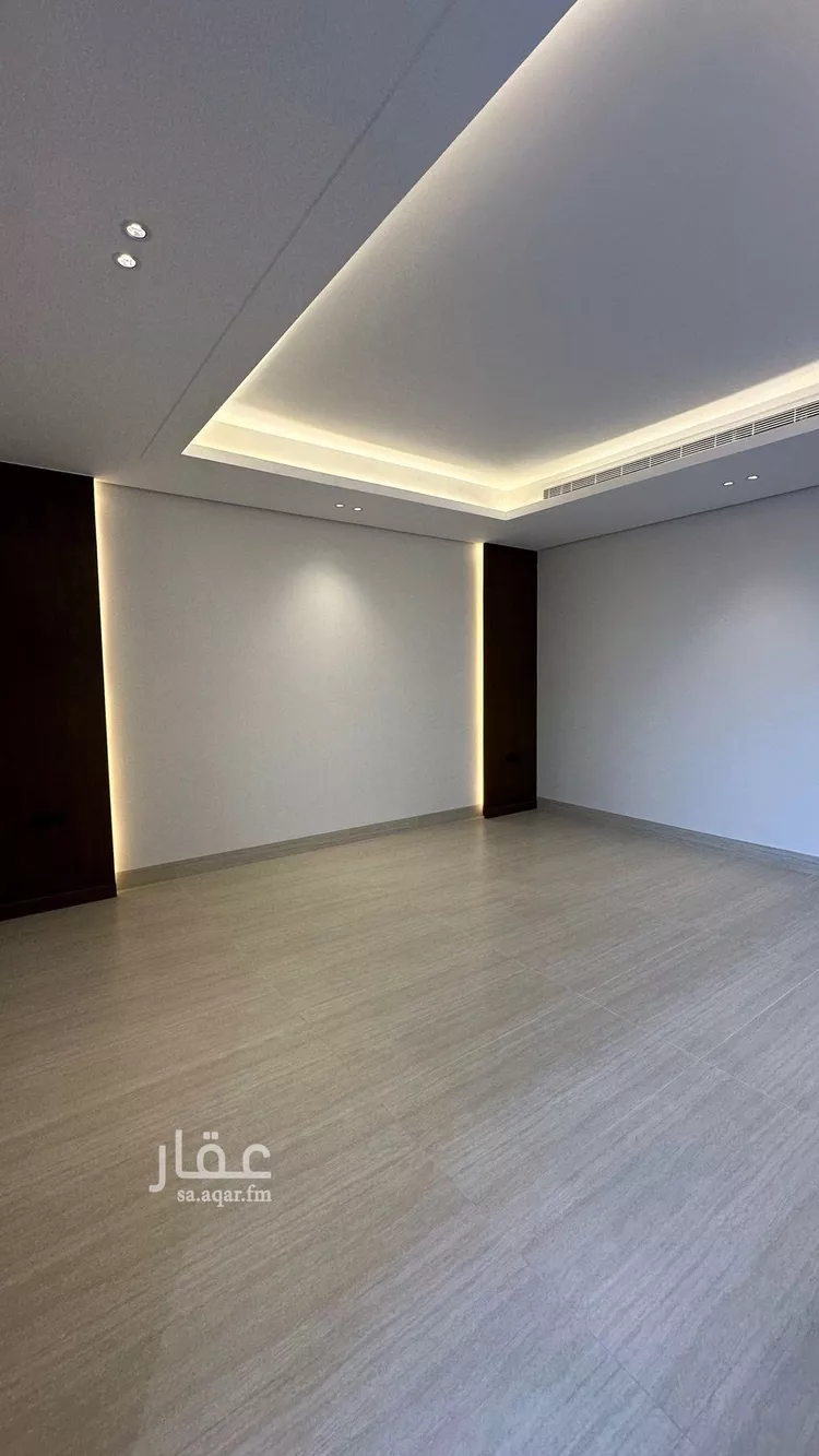 فيلا للبيع في شارع احمد الكازرونى, حي المهدية, مدينة الرياض, منطقة الرياض صورة 3