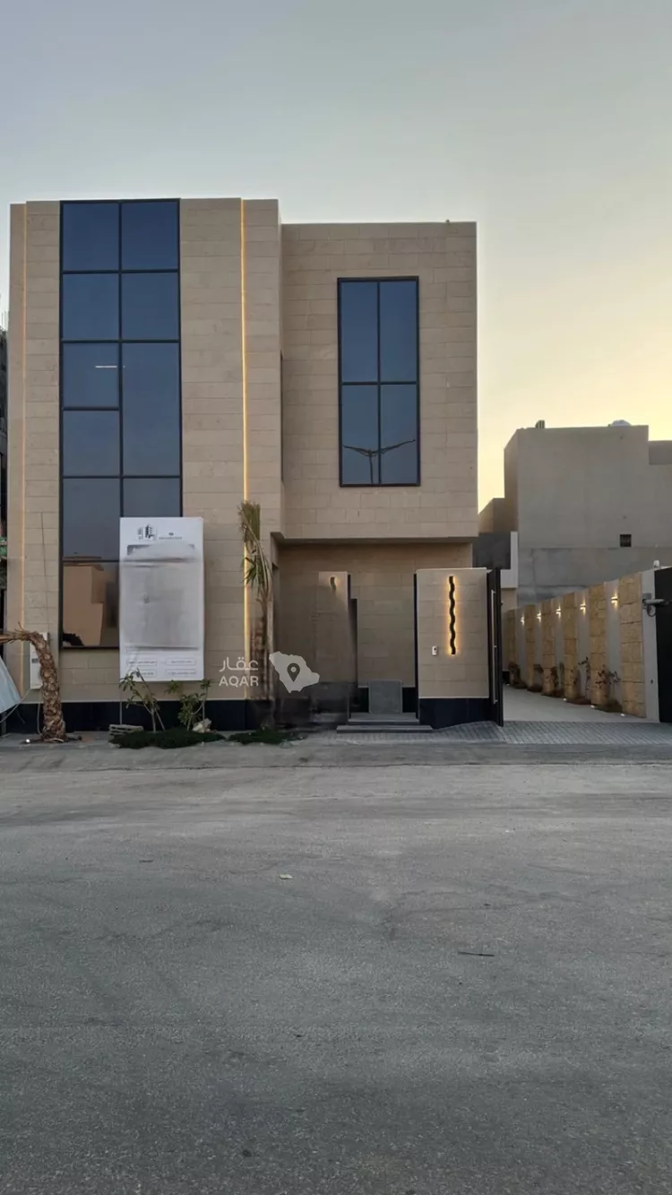 Villa for Sale in Riyadh Al Mahdiyah