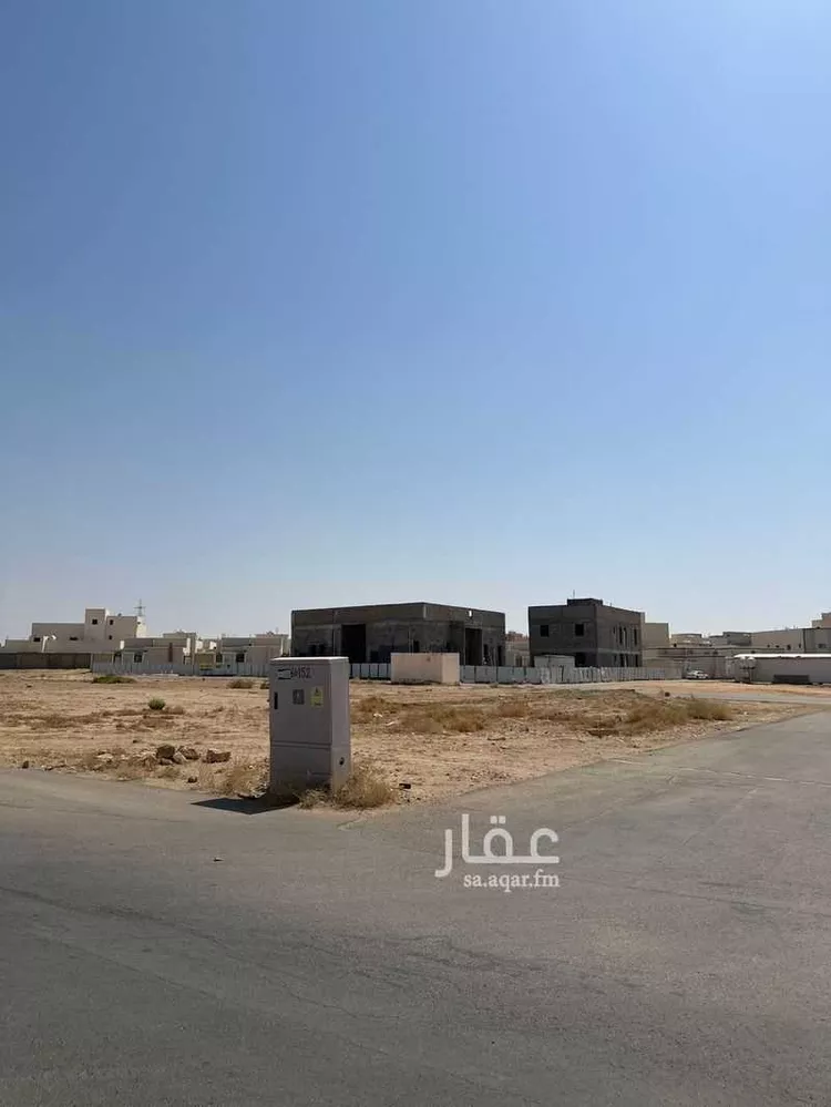 أرض للبيع في شارع شارع عرض 30, حي الشقة, مدينة بريده, منطقة القصيم صورة 2
