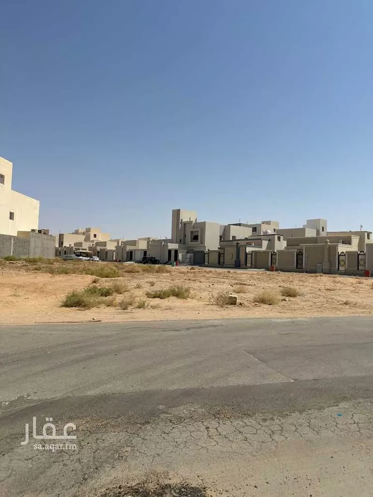أرض للبيع في شارع الشقة 182, حي الشقة, مدينة بريده, منطقة القصيم صورة 2