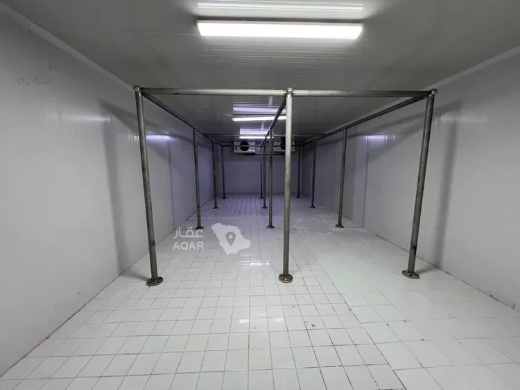 محل للإيجار في شارع نجم الدين الأيوبي, حي العوالي, مدينة الرياض, منطقة الرياض 12