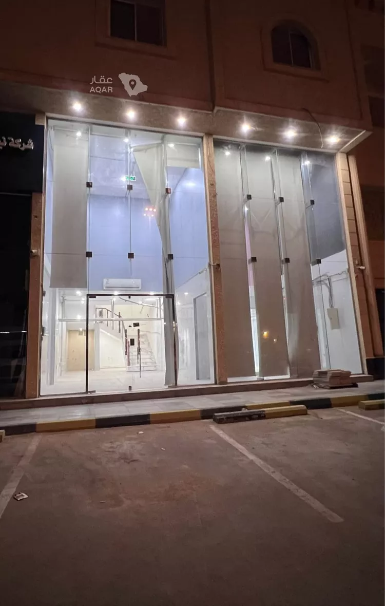 محل للإيجار في شارع نجم الدين الأيوبي, حي العوالي, مدينة الرياض, منطقة الرياض 3