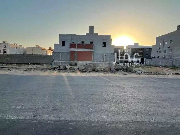 أرض للإيجار في شارع قتادة ابن ادريس ، حي الصوارى ، جدة ، جدة