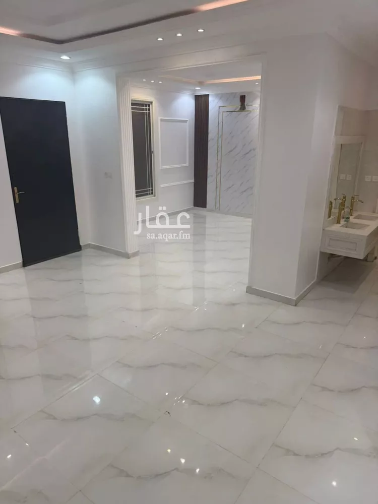 فيلا للإيجار في شارع الجنادرية, حي الرمال, مدينة الرياض, منطقة الرياض