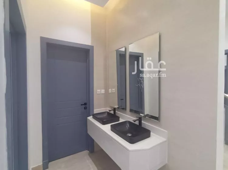 فيلا للبيع في شارع الفضيلة, حي طويق, مدينة الرياض, منطقة الرياض صورة 2