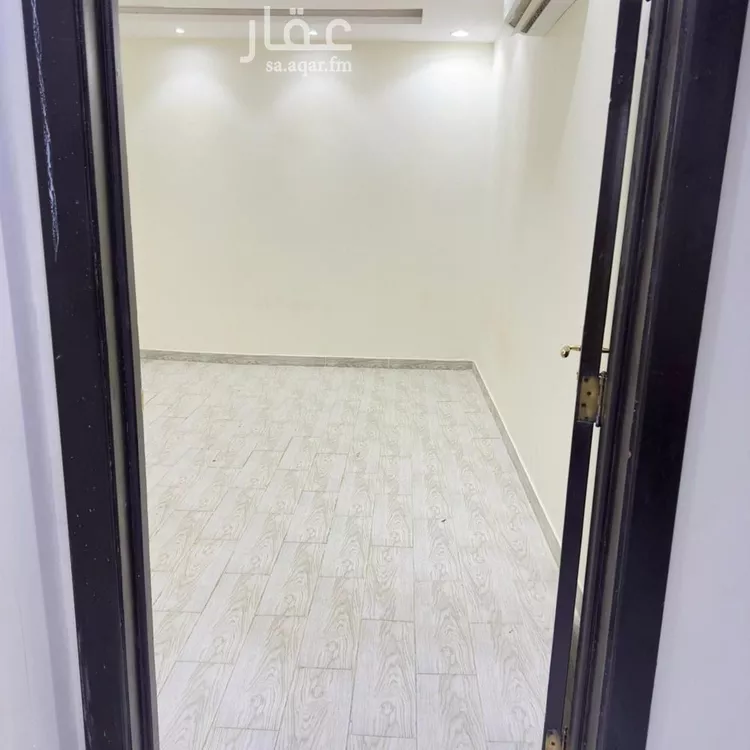 فيلا للإيجار في شارع الناجية, حي عكاظ, مدينة الرياض, منطقة الرياض صورة 2