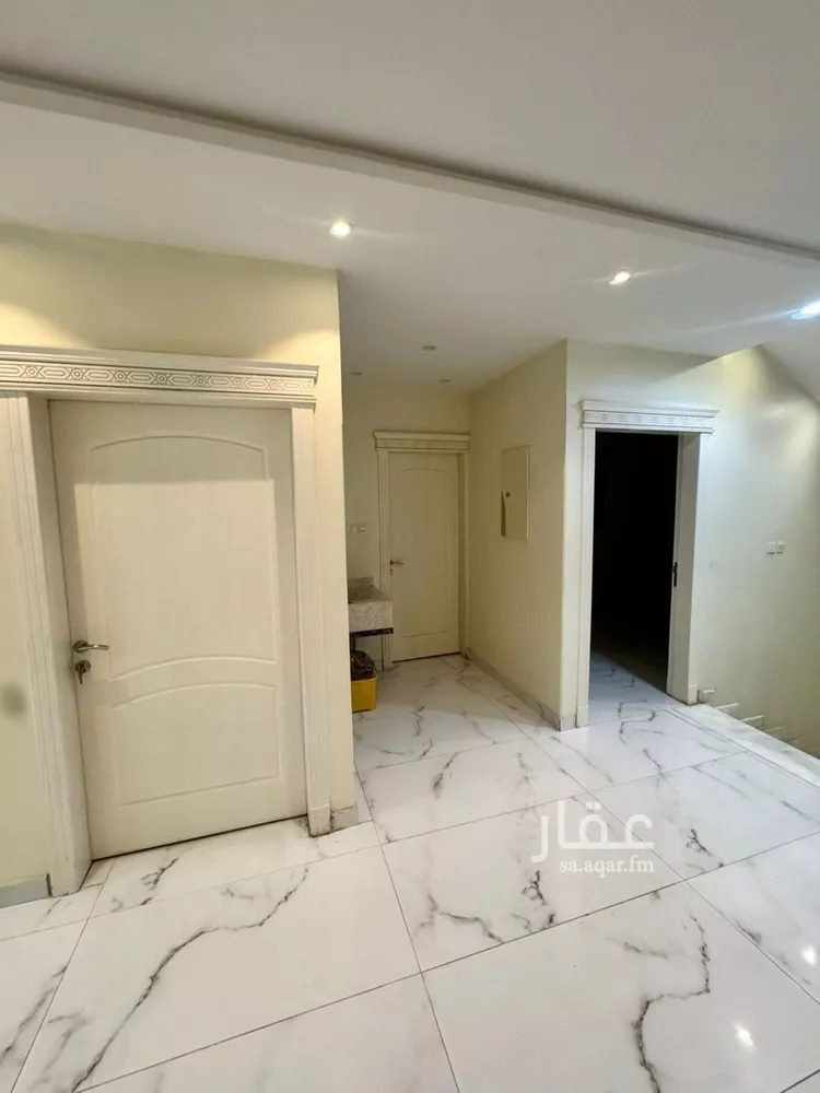 فيلا للإيجار في شارع أبي ريدة, حي العزيزية, مدينة الرياض, منطقة الرياض