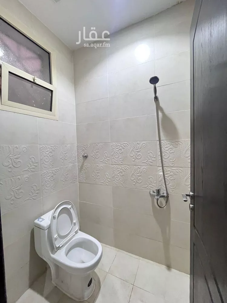 فيلا للإيجار في شارع أبي ريدة, حي العزيزية, مدينة الرياض, منطقة الرياض صورة 4