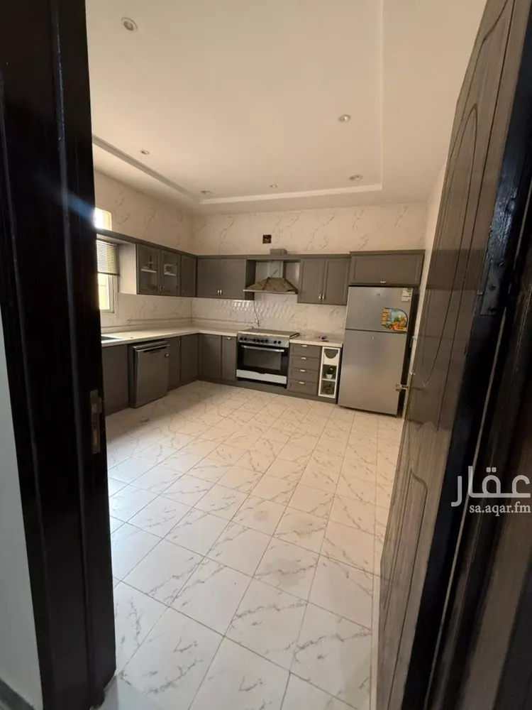 فيلا للإيجار في شارع الدوائر, حي العزيزية, مدينة الرياض, منطقة الرياض صورة 5