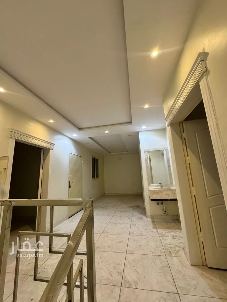 فيلا للإيجار في شارع أبي ريدة, حي العزيزية, مدينة الرياض, منطقة الرياض صورة 5