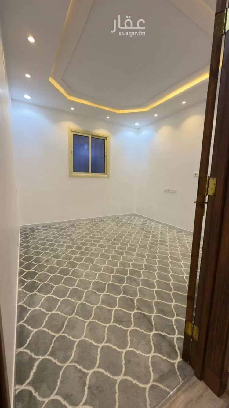 فيلا للإيجار في شارع ابن أبي الجيش, حي المهدية, مدينة الرياض, منطقة الرياض