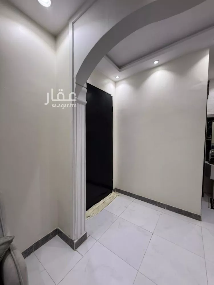 فيلا للإيجار في شارع الدوائر, حي العزيزية, مدينة الرياض, منطقة الرياض صورة 2