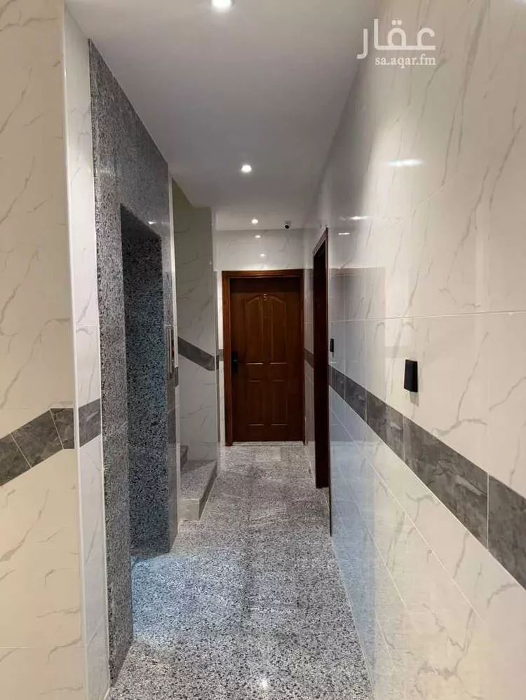 عمارة للبيع في شارع 1 ج, حي المرقاب, مدينة الجبيل, المنطقة الشرقية صورة 3