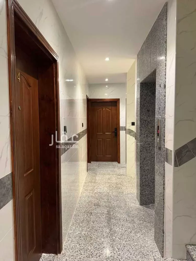 عمارة للبيع في شارع 1 ج, حي المرقاب, مدينة الجبيل, المنطقة الشرقية صورة 4