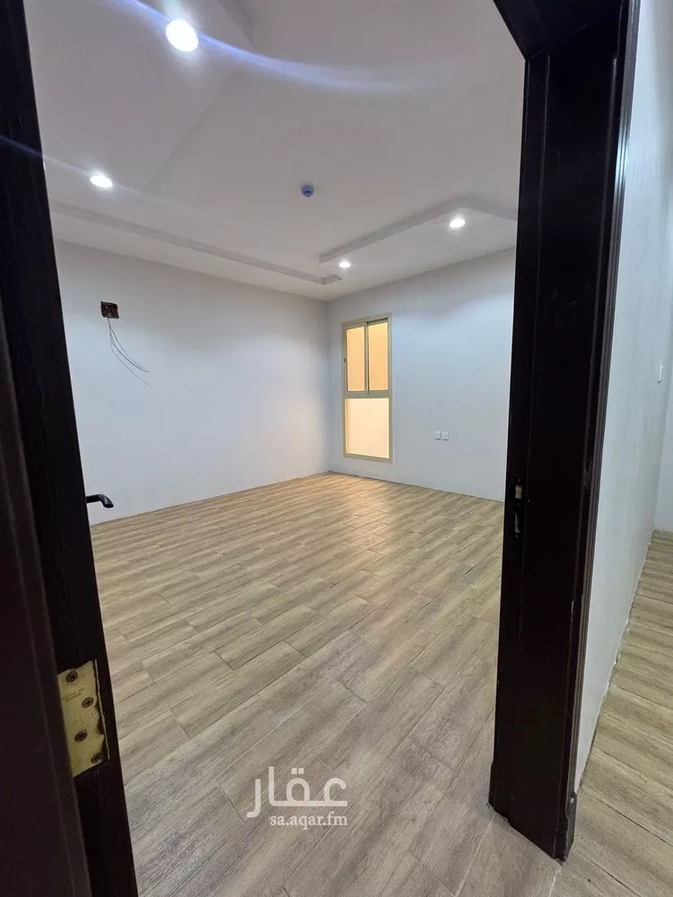 شقة للإيجار في شارع المدينه المنوره, حي العريجاء الغربي, مدينة الرياض, منطقة الرياض صورة 3