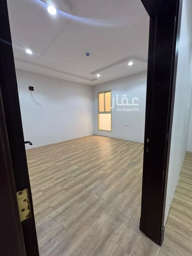 شقة للإيجار في شارع محمد ابن مهيزع, حي الزهرة, مدينة الرياض, منطقة الرياض صورة 3