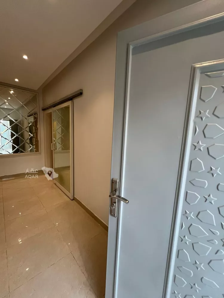 Floor for Rent in Riyadh Al Aqiq 16