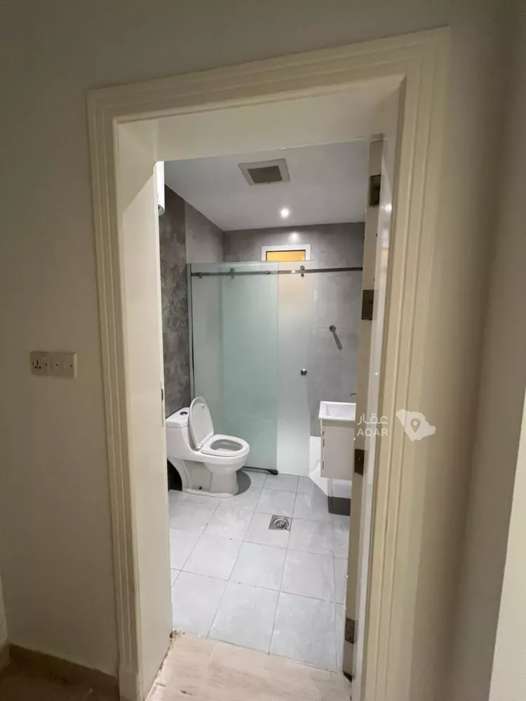 Floor for Rent in Riyadh Al Aqiq 13