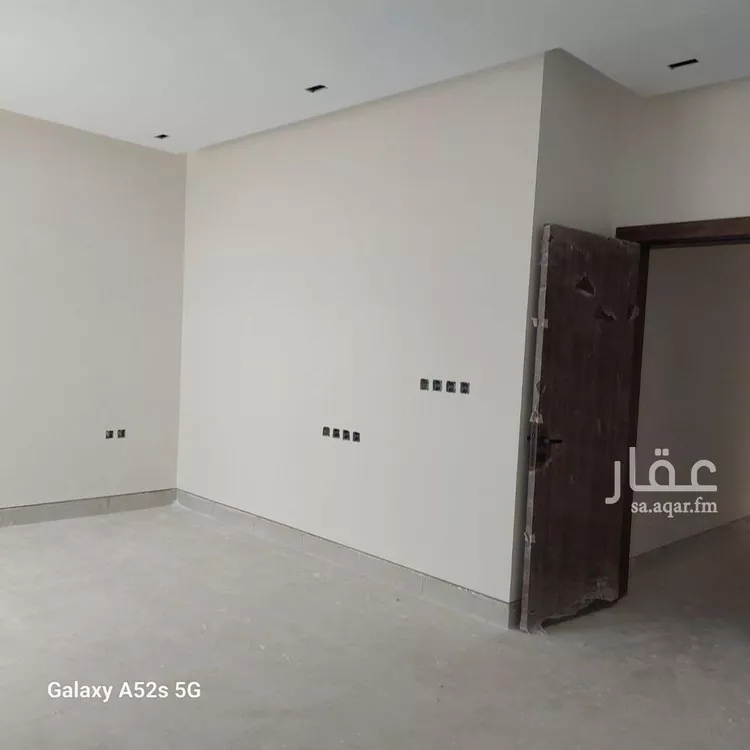 فيلا للبيع في شارع بشار العقيلي, حي النهضة, مدينة الرياض, منطقة الرياض صورة 2