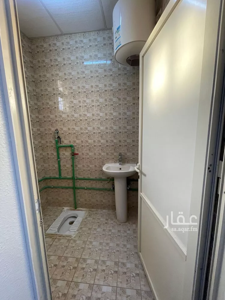 عمارة للإيجار في شارع طريق الملك فهد, حي الزهرة, مدينة الرس, منطقة القصيم