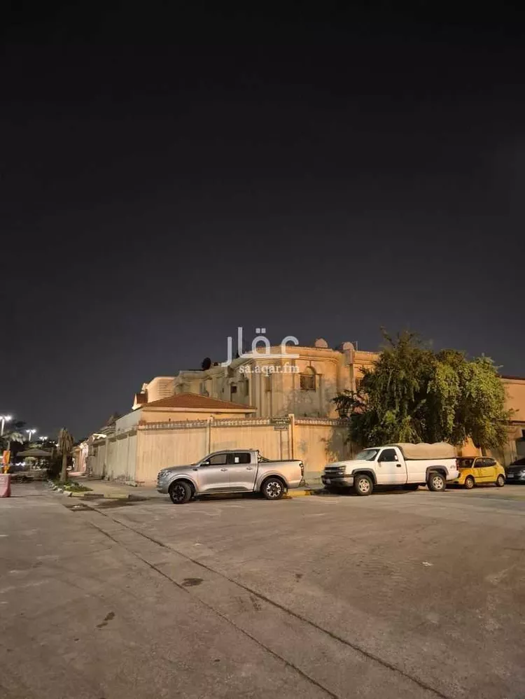 فيلا للبيع في شارع عمر ابن عبدالعزيز, حي الدانة الشمالية, مدينة الظهران, المنطقة الشرقية صورة 4