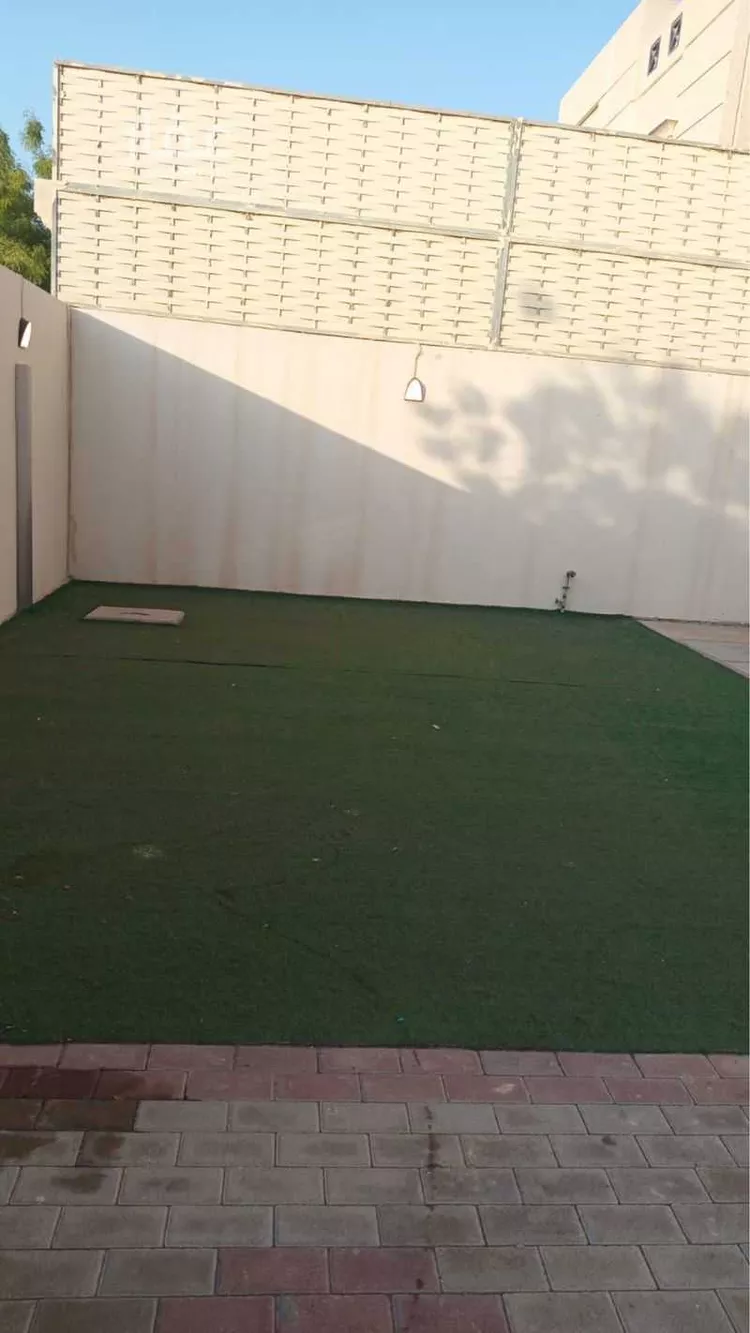 Villa for Sale in Al Jubail Galmodah ุตูุฑุฉ 2