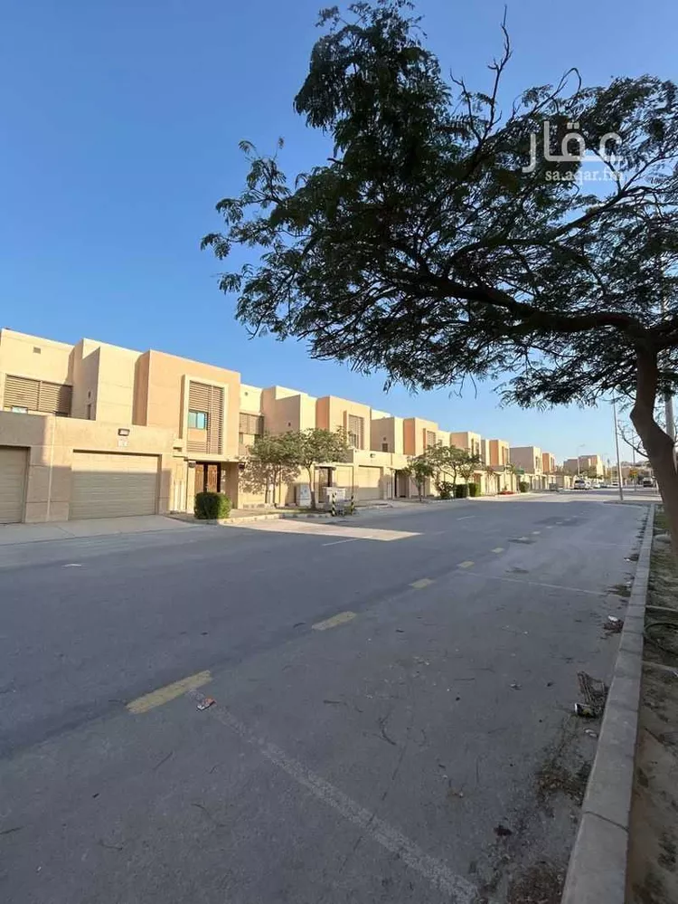 فيلا للبيع في شارع مدينه الجبيل الصناعيه 594, حي جلمودة, مدينة مدينه الجبيل الصناعيه, المنطقة الشرقية صورة 2