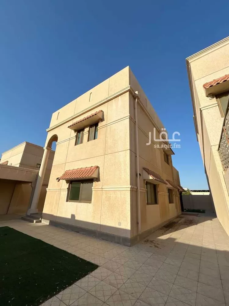 Villa for Sale in Al Jubail Galmodah صورة 3