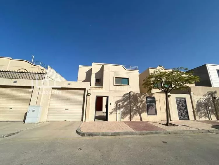 فيلا للبيع في شارع السلام 2, حي جلمودة, مدينة مدينه الجبيل الصناعيه, المنطقة الشرقية 1 صورة
