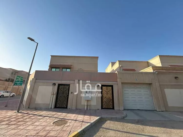 Villa for Sale in Al Jubail Galmodah صورة 3